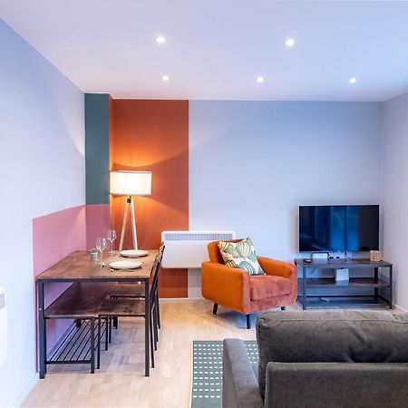 Luxurious Apartments Hackney Near Train Station London Bagian luar foto